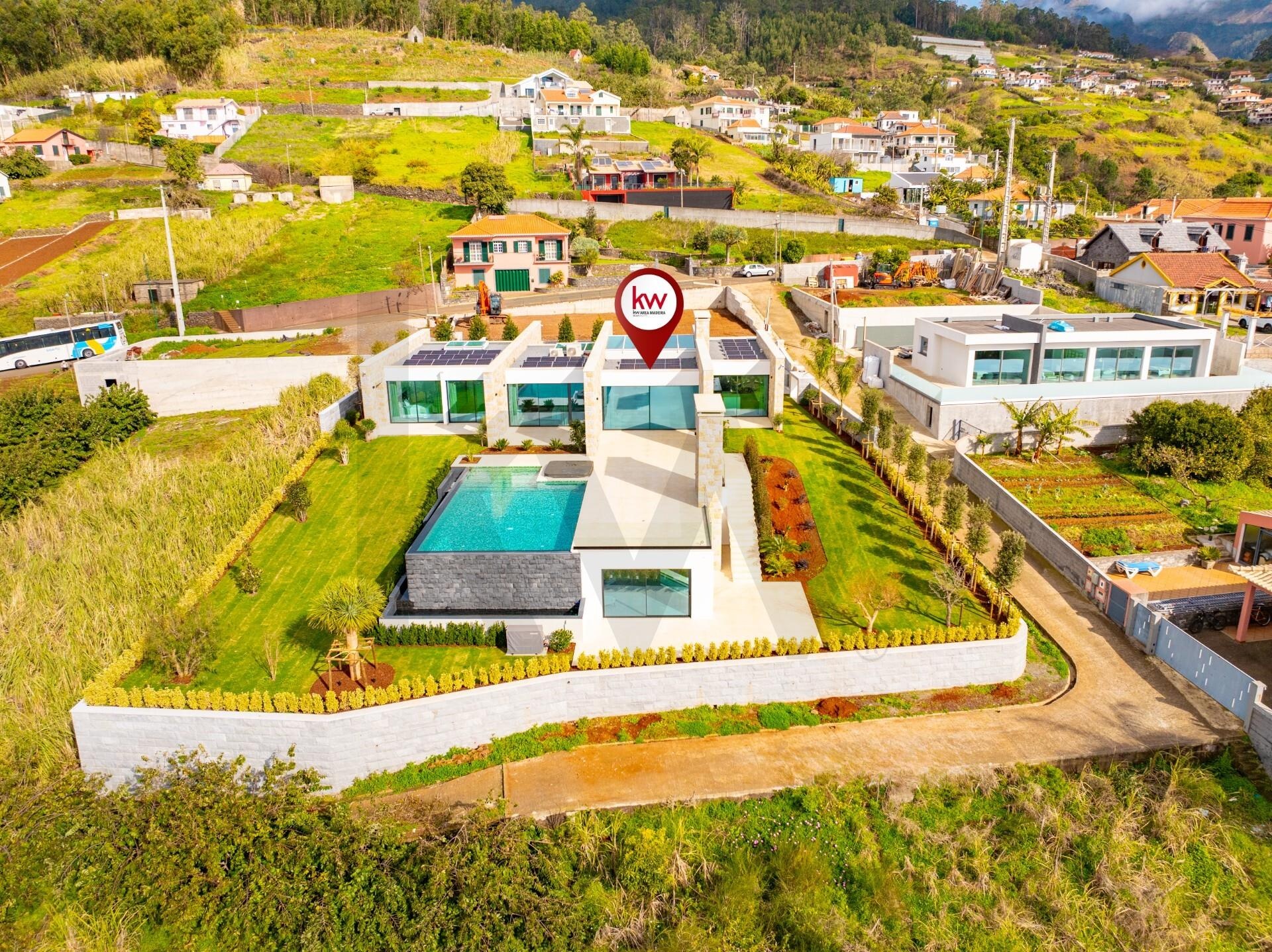 17aa9774-e7d6-45f7-94c1-c9b9a046be89