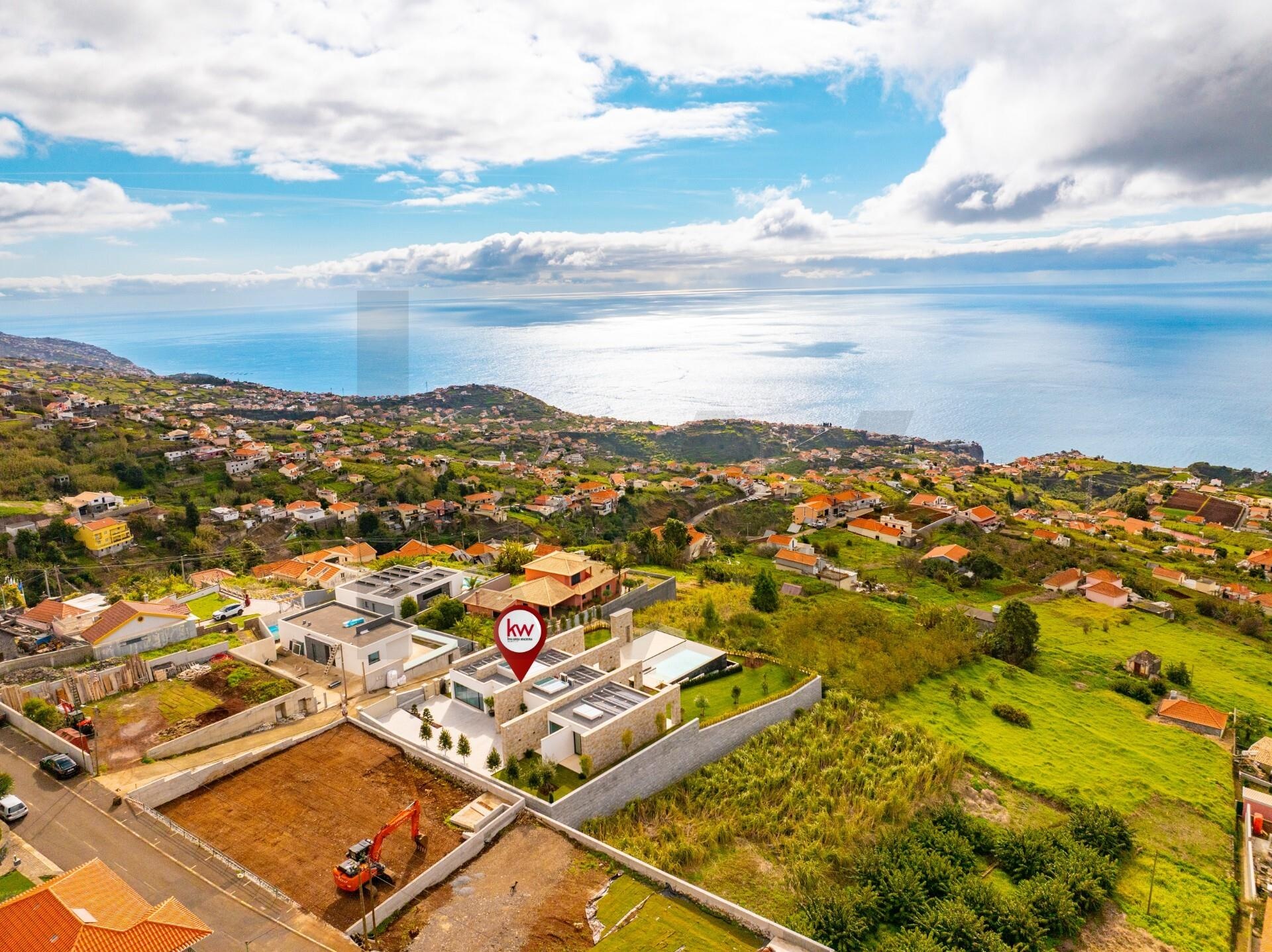 849731c2-b831-41e9-a926-83094795b558