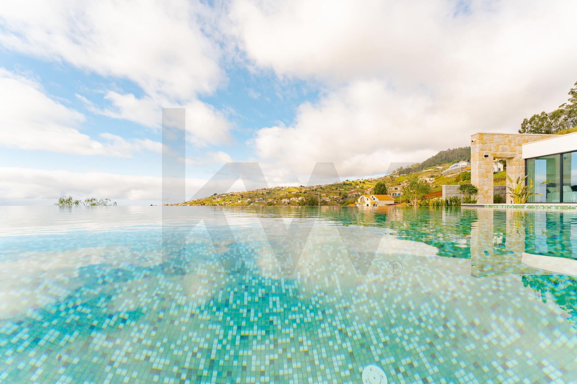 9a444775-c505-4ad9-ab91-531bed740216